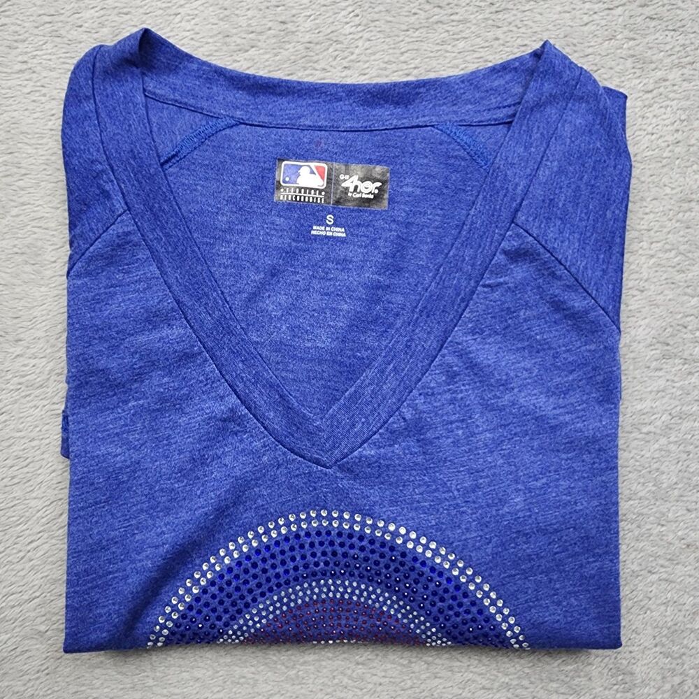 G-III 4Her Womens S Chicago Cubs Rhinestone Logo Top NWT V Neck MLB Blue Shirt
